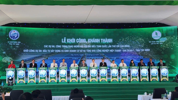 công nghiệp - Ảnh 1.