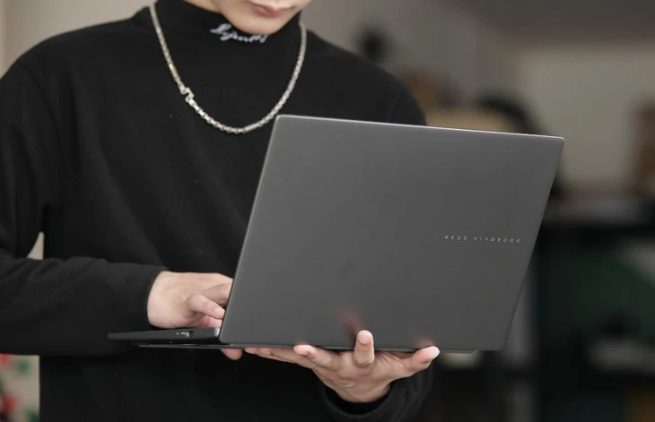 laptop - Ảnh 2.