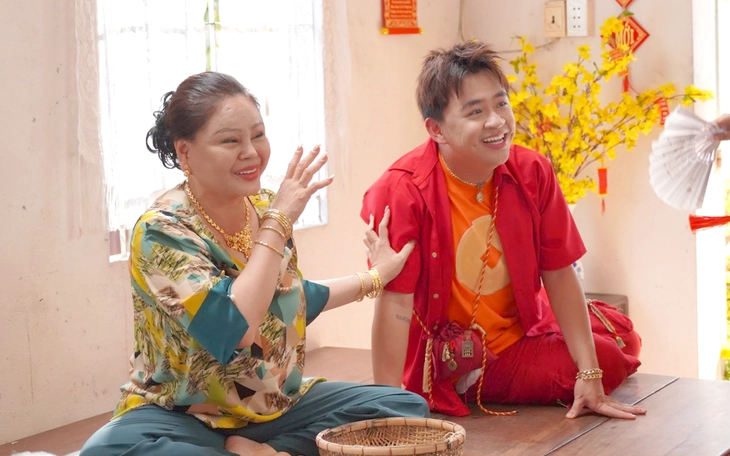 Huỳnh Lập: Dùng 'chiêu' sân khấu bù tiếng hát - Ảnh 3.