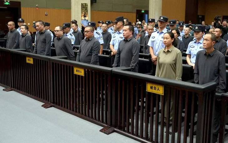 Trung Quốc tử hình thêm bốn thành viên của gia tộc tội phạm họ Bạch  - Ảnh 3.