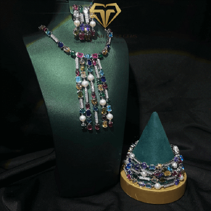 Vân Khánh Silver Gems - Ảnh 1.