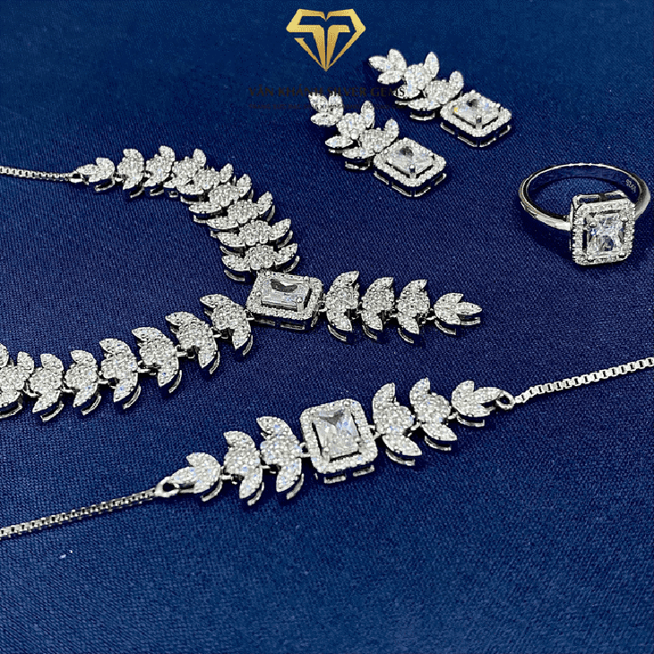 Vân Khánh Silver Gems - Ảnh 2.
