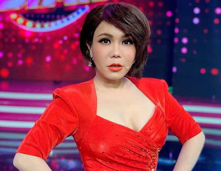 Sao Việt thưởng Tết cho nhân viên: Người mua xe hơi 700 triệu, người tặng vàng miếng - Ảnh 1.