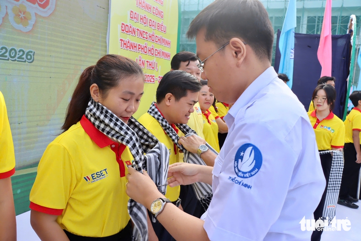 Chiến dịch Xuân tình nguyện 2026 chính thức ra quân, mang sắc Xuân đến mọi nhà - Ảnh 3.