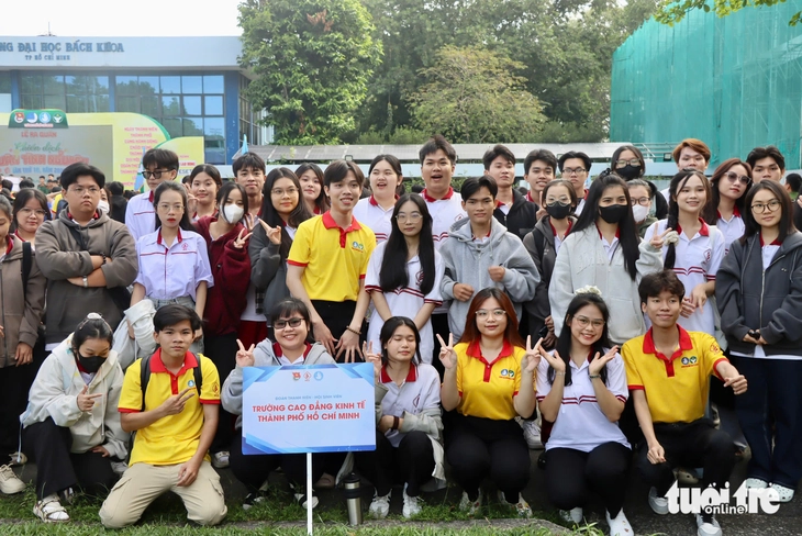 Chiến dịch Xuân tình nguyện 2026 chính thức ra quân, mang sắc Xuân đến mọi nhà - Ảnh 13.