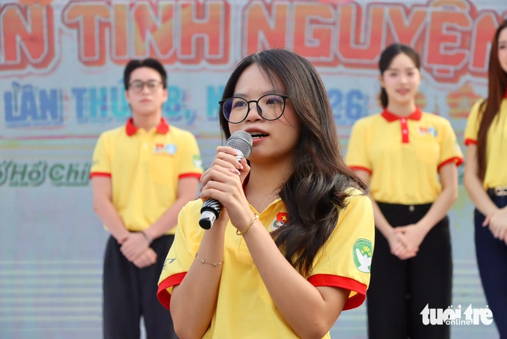 Chiến dịch Xuân tình nguyện 2026 chính thức ra quân, mang sắc Xuân đến mọi nhà - Ảnh 16.