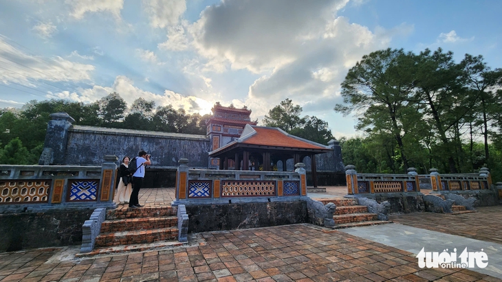 TỪ DỤ - Ảnh 1.