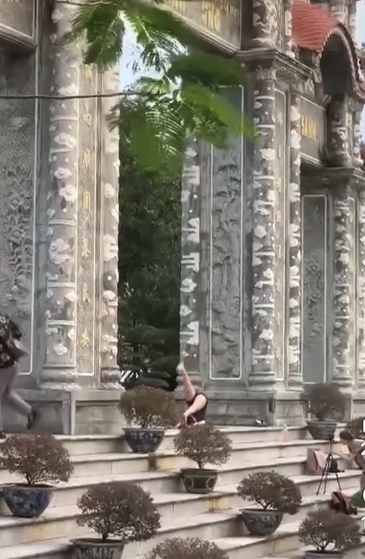 chùa Linh Ứng - Ảnh 2.