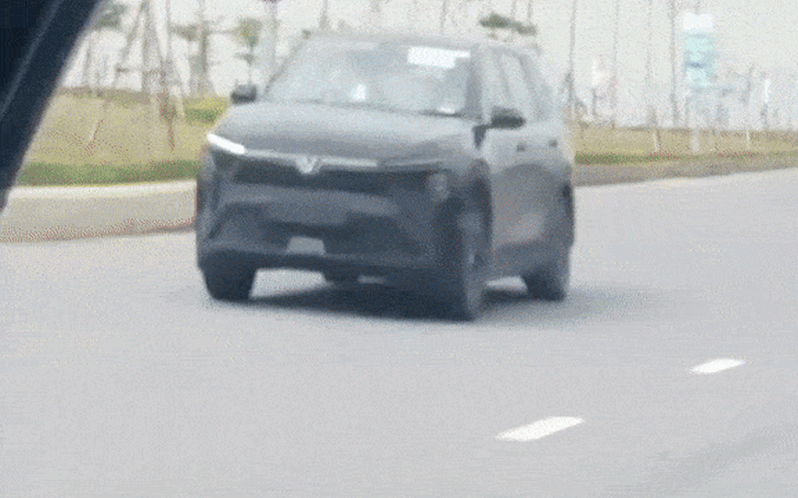 Loạt xe mới đổ bộ Việt Nam trước Tết:  - Ảnh 7.