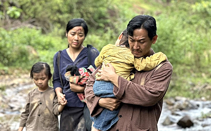 Cặp đôi vàng lãng mạn đến lãng xẹt - Ảnh 2.