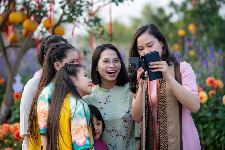 Miền Bắc duy trì rét, miền Nam ngày nắng, đêm mưa rào vài nơi - Ảnh 1.