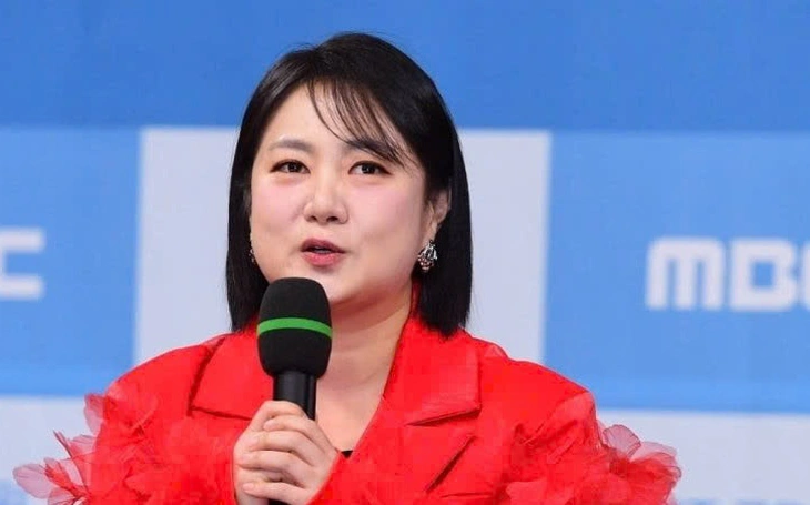 Park Na Rae bị nghi trốn thuế giữa bê bối quan hệ tình dục trong ô tô khi có quản lý đi cùng - Ảnh 5.