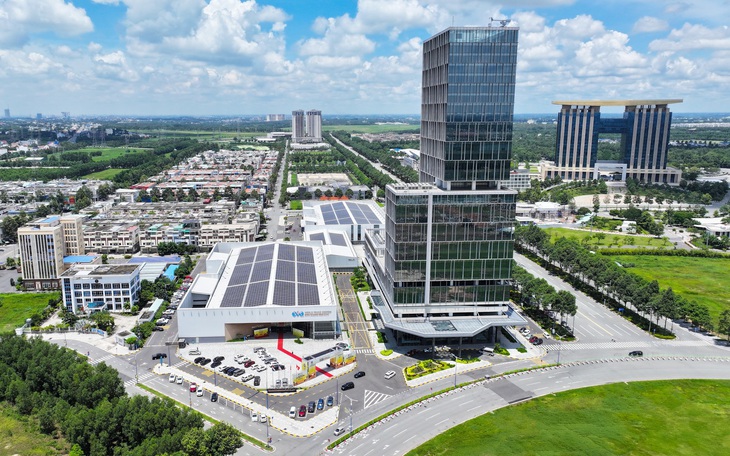 TP.HCM đào tạo nhân lực giỏi ngoại ngữ cho đô thị khoa học công nghệ - Ảnh 2.