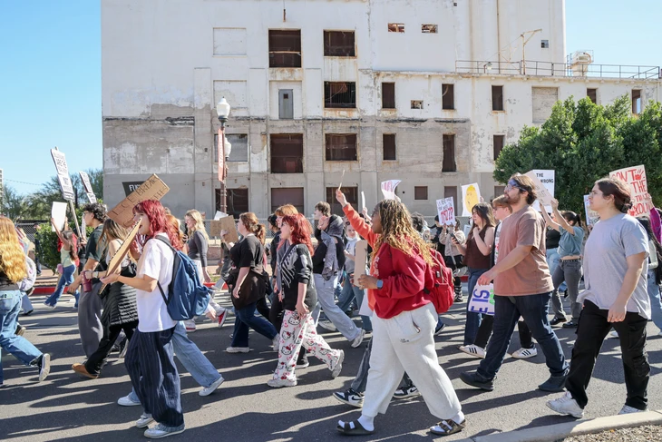 Biểu tình '3 không' khắp nước Mỹ phản đối ICE - Ảnh 8.