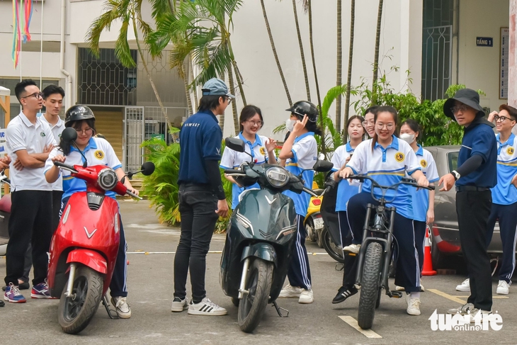 xe máy điện - Ảnh 2.