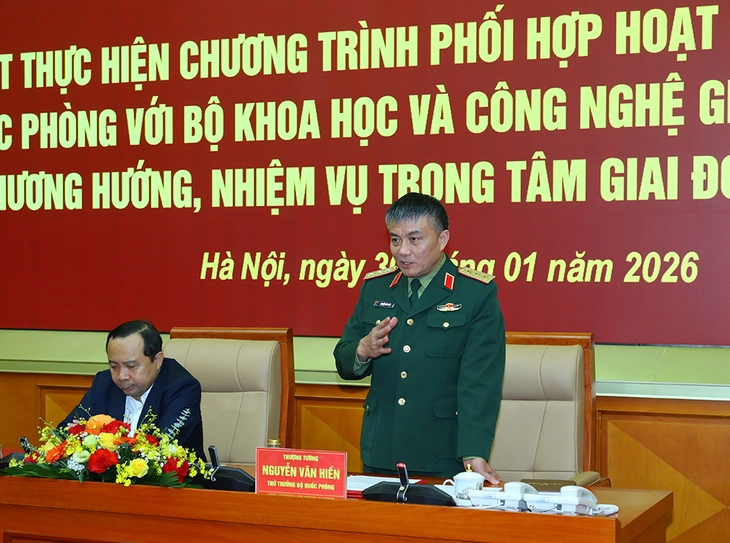 vũ khí công nghệ cao - Ảnh 1.