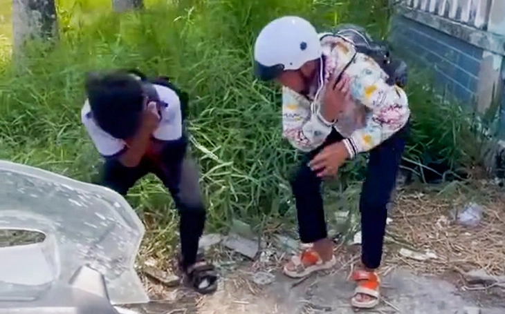 Rùng mình với 3.000 tấn ốc bươu ngâm ‘thủy tinh lỏng’; Khi nào tăng lương cơ sở? - Ảnh 3.