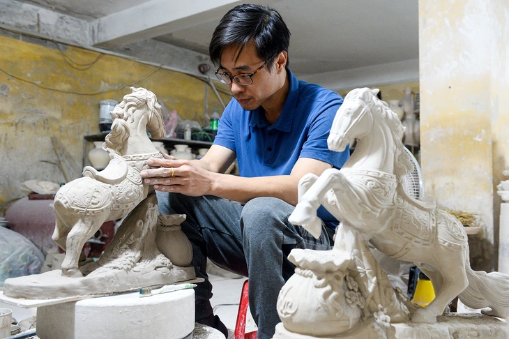 Linh vật Ngựa Tết 2026: Chọn 'thần thái' hơn kích thước - Ảnh 2.