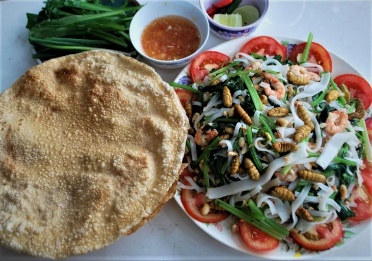 Đặc sắc mì Quảng trộn khô trong mùa xuân xứ Quảng - Ảnh 6. mì Quảng - Ảnh 6.