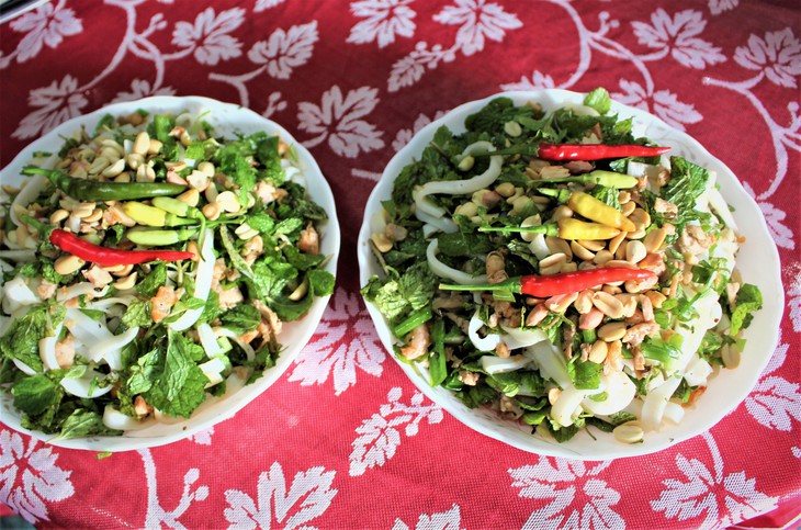 Đặc sắc mì Quảng trộn khô trong mùa xuân xứ Quảng - Ảnh 3. mì Quảng - Ảnh 3.