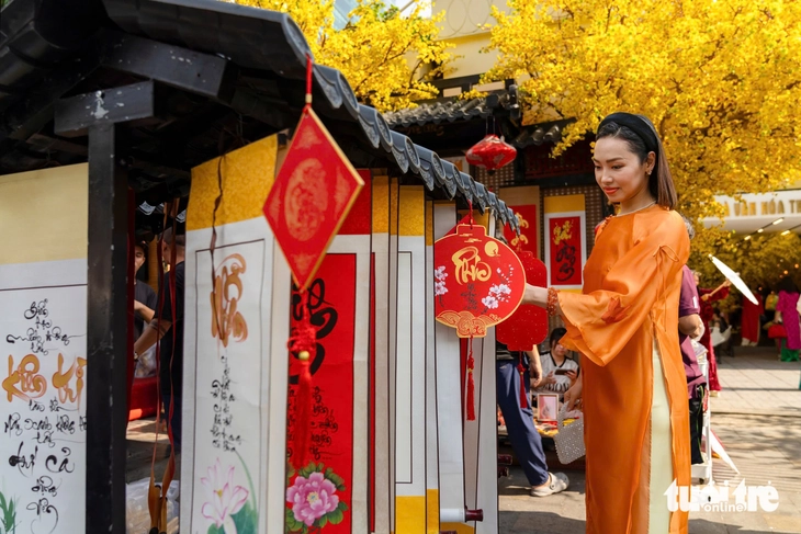 Check-in sớm tại Lễ hội Tết Việt Bính Ngọ 2026 trước ngày khai mạc - Ảnh 10. Lễ hội Tết Việt - Ảnh 4.