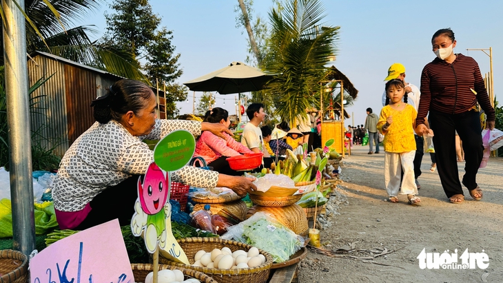 chợ phiên Xóm Rẫy - Ảnh 5.