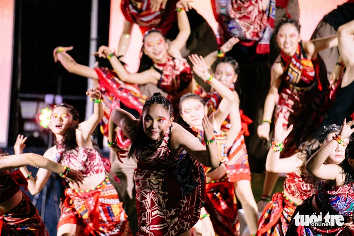 Tuổi Hồng - Ảnh 14.