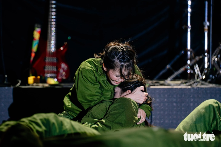 Tuổi Hồng - Ảnh 16.