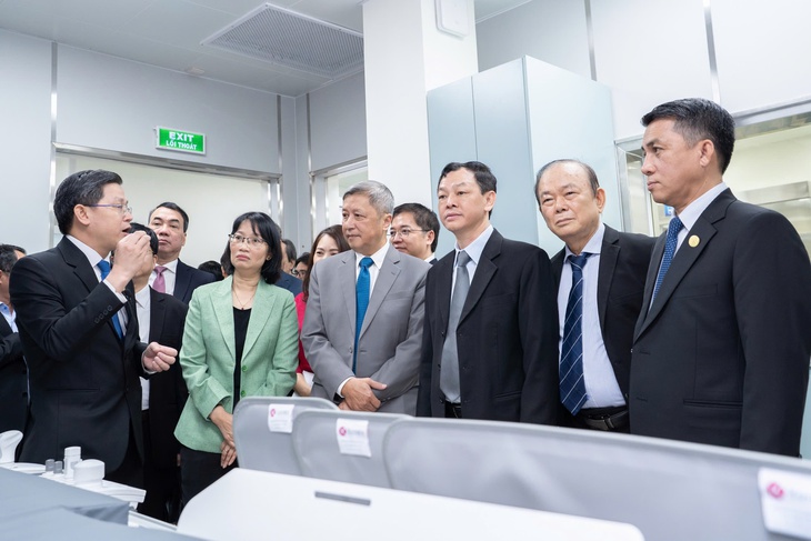 Chợ Rẫy - Ảnh 2.