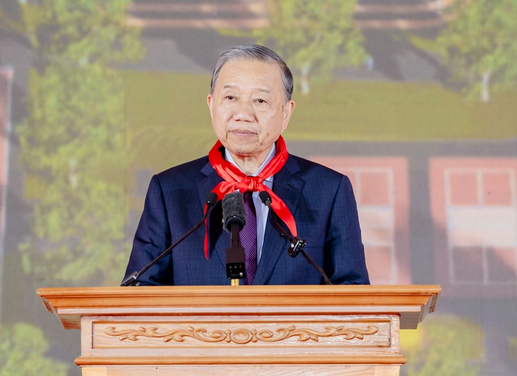 Tổng Bí thư Tô Lâm dự lễ khánh thành trường nội trú hiện đại nhất vùng biên giới - Ảnh 2.
