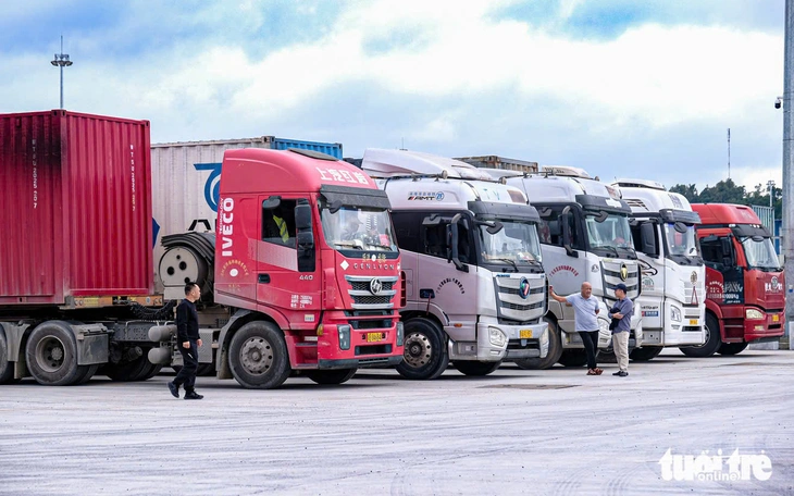 Bộ Nông nghiệp và Môi trường: Ách tắc hàng hóa tại nhiều cửa khẩu đã cơ bản được giải quyết - Ảnh 2.