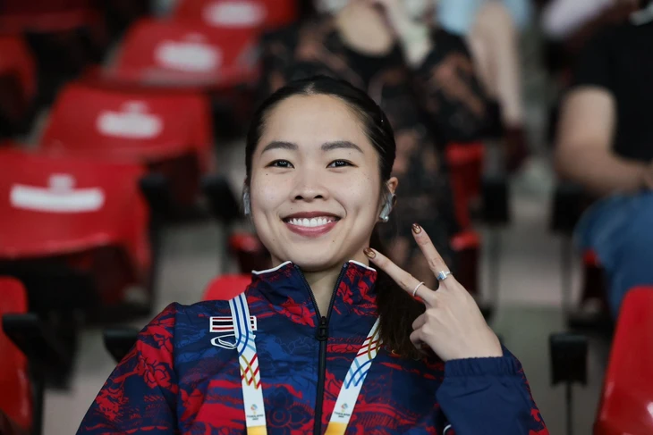 Huy chương vàng SEA Games 33 bị chế giễu làm bằng... sô cô la - Ảnh 1.