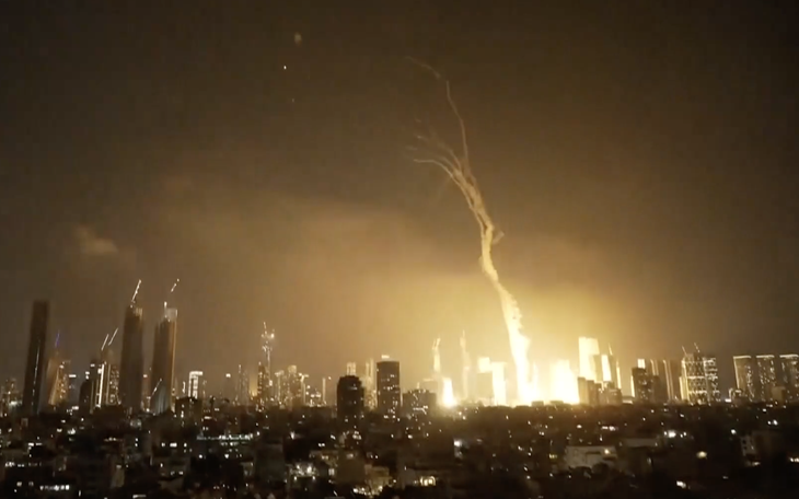 Nghi vấn các video và hình ảnh biểu tình Iran là sản phẩm AI: Thực hư ra sao? - Ảnh 2.