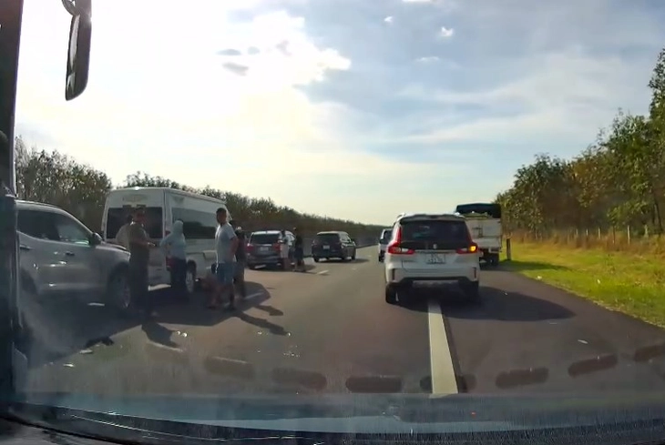 cao tốc - Ảnh 4.