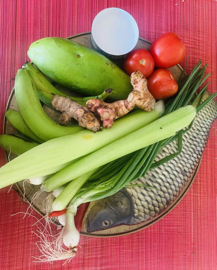 Cá chép bung, món lạ ngon tuyệt vời ngày lạnh - Ảnh 2.