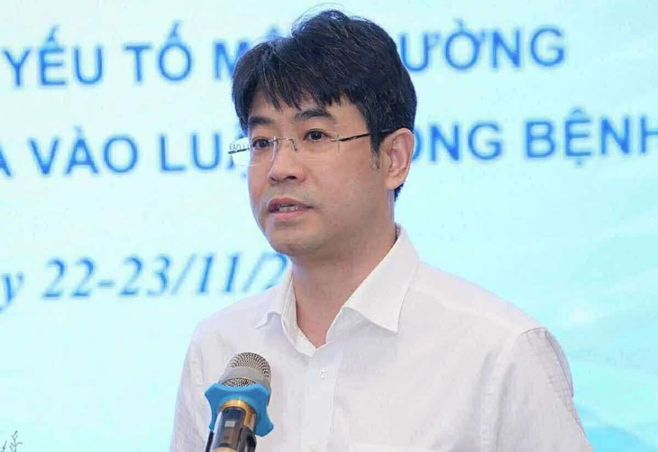 Thấy có nhiều vụ án hối lộ, chồng của nữ Cục trưởng An toàn thực phẩm nói dừng nhận tiền 'cảm ơn' - Ảnh 3.