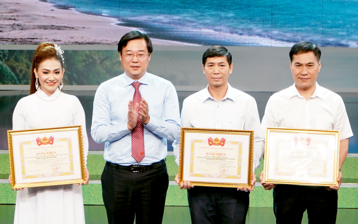 "Ghi điểm" tuyển dụng nhờ "Sinh viên 5 tốt" - Ảnh 2.