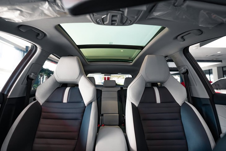 MG HS giảm giá mạnh còn 529 triệu đồng, ‘phá đáy’ phân khúc: Ngang cỡ Tucson nhưng rẻ hơn 200 triệu, cạnh tranh giá cả xe hạng A- Ảnh 6. MG HS - Ảnh 5.