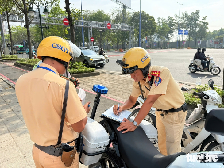 đường Mai Chí Thọ - Ảnh 4.