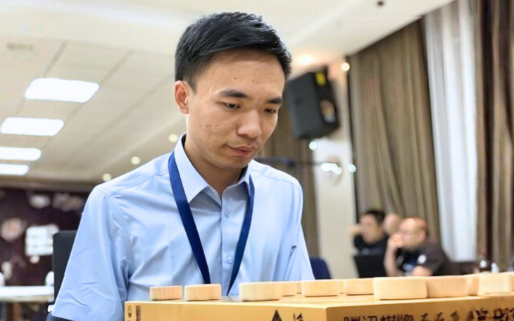Lại Lý Huynh '1 chọi 5' ở siêu giải cờ tướng Trung Quốc - Ảnh 3.