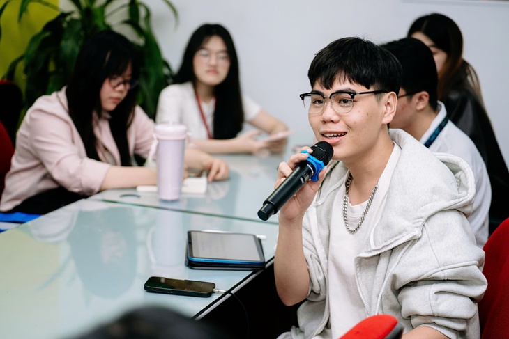 Báo Tuổi Trẻ mở 'đường vào truyền thông chuyên nghiệp' cho sinh viên Văn Lang - Ảnh 5.