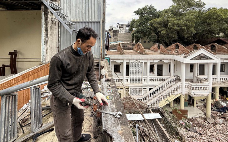 Công trường thi công cây cầu biểu tượng gần 16.000 tỉ ở trung tâm Hà Nội - Ảnh 18.