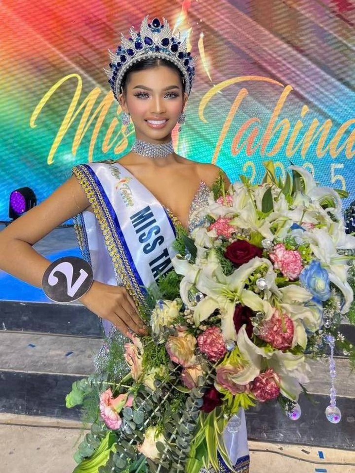 hoa hậu - Ảnh 1.