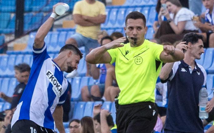 U23 Việt Nam thắng Jordan, netizen khen: 'Man Utd còn phải mang sách bút sang mà học' - Ảnh 3.