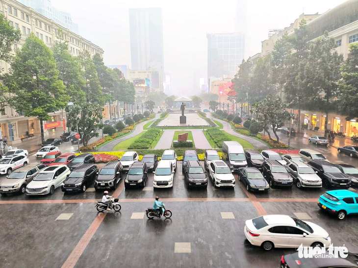 mưa trái mùa - Ảnh 4.