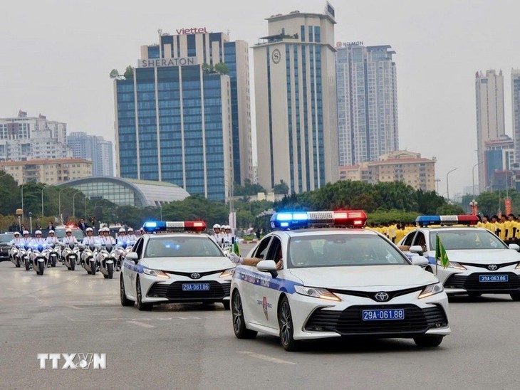 Bảo đảm trật tự giao thông phục vụ sơ duyệt, diễn tập bảo vệ Đại hội Đảng - Ảnh 3.