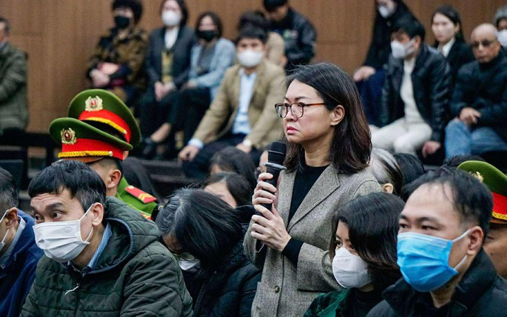 Doanh nghiệp khai 'không có lựa chọn nào khác' buộc phải chi 8-10 triệu một hồ sơ  - Ảnh 3.