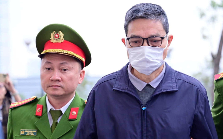 Doanh nghiệp khai 'không có lựa chọn nào khác' nên phải ‘chi theo cơ chế chị Nga’ - Ảnh 2.