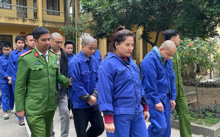 Triệt phá đường dây cá độ bóng đá 1.200 tỉ đồng liên tỉnh, người cầm đầu 33 tuổi  - Ảnh 4.