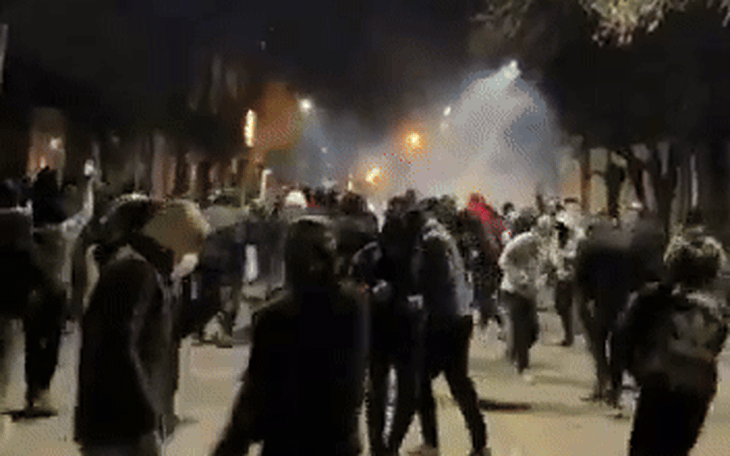 Iran tuyên bố sẵn sàng tấn công phủ đầu Mỹ - Ảnh 2.